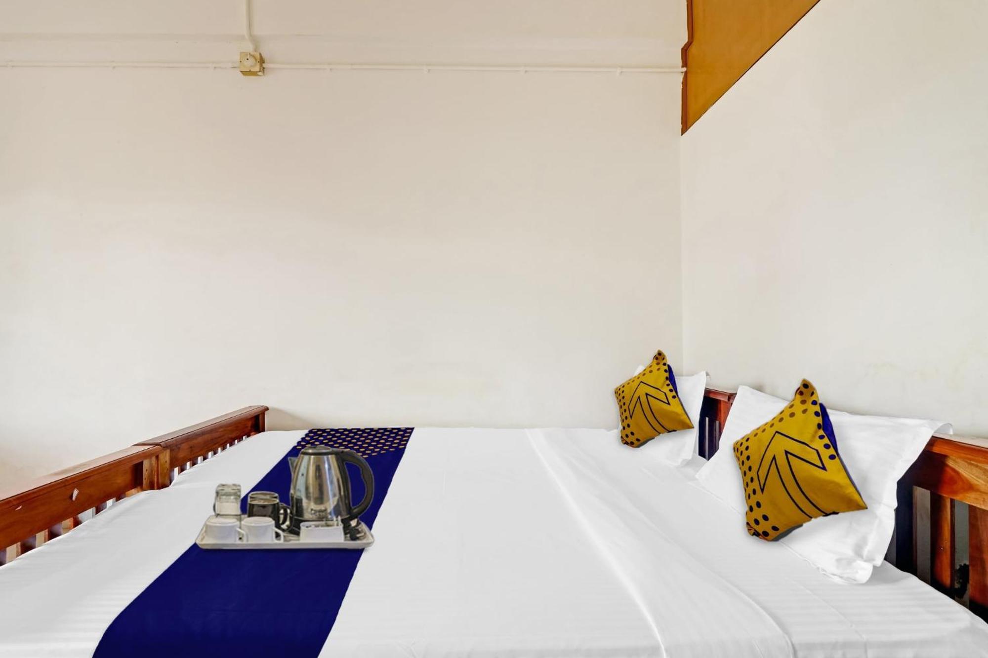 Spot On Jayesh Guest House Nashik Eksteriør billede
